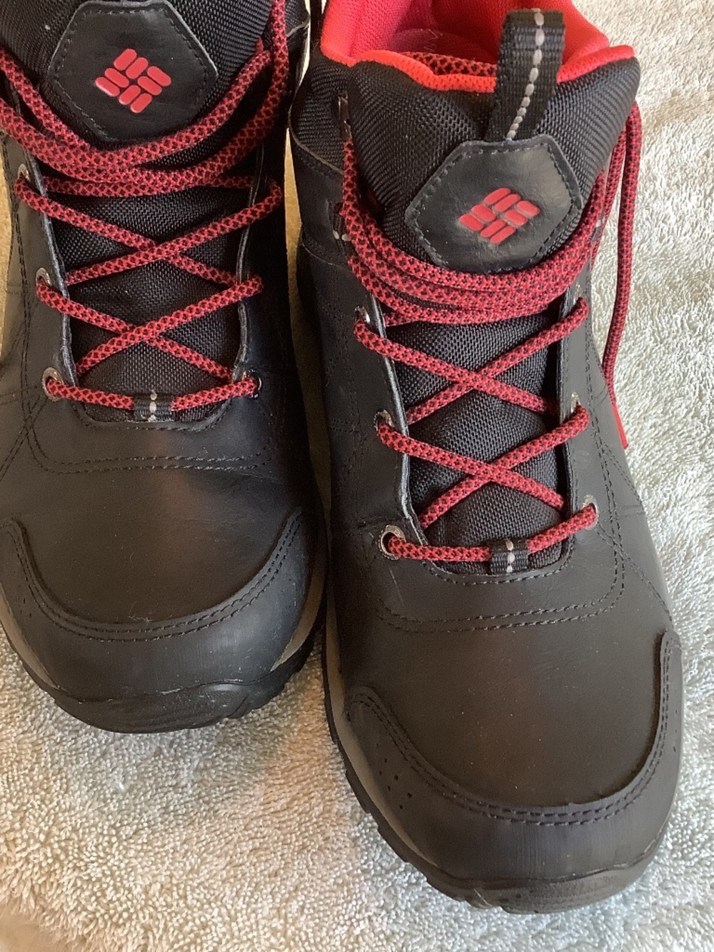 COLUMBIA TECHLITE HIKING BOOTS SIZE 11